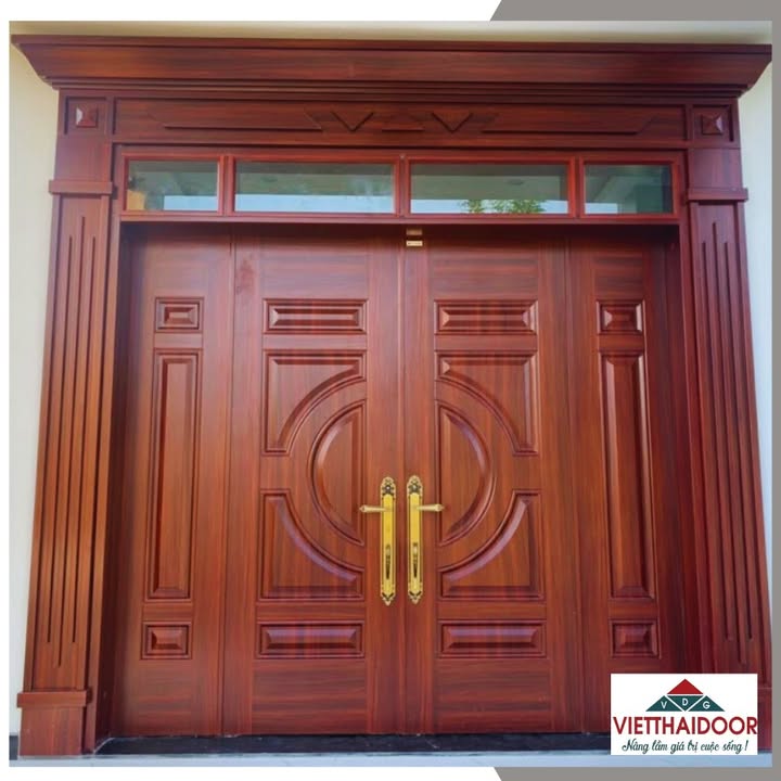 cửa thép vân gỗ