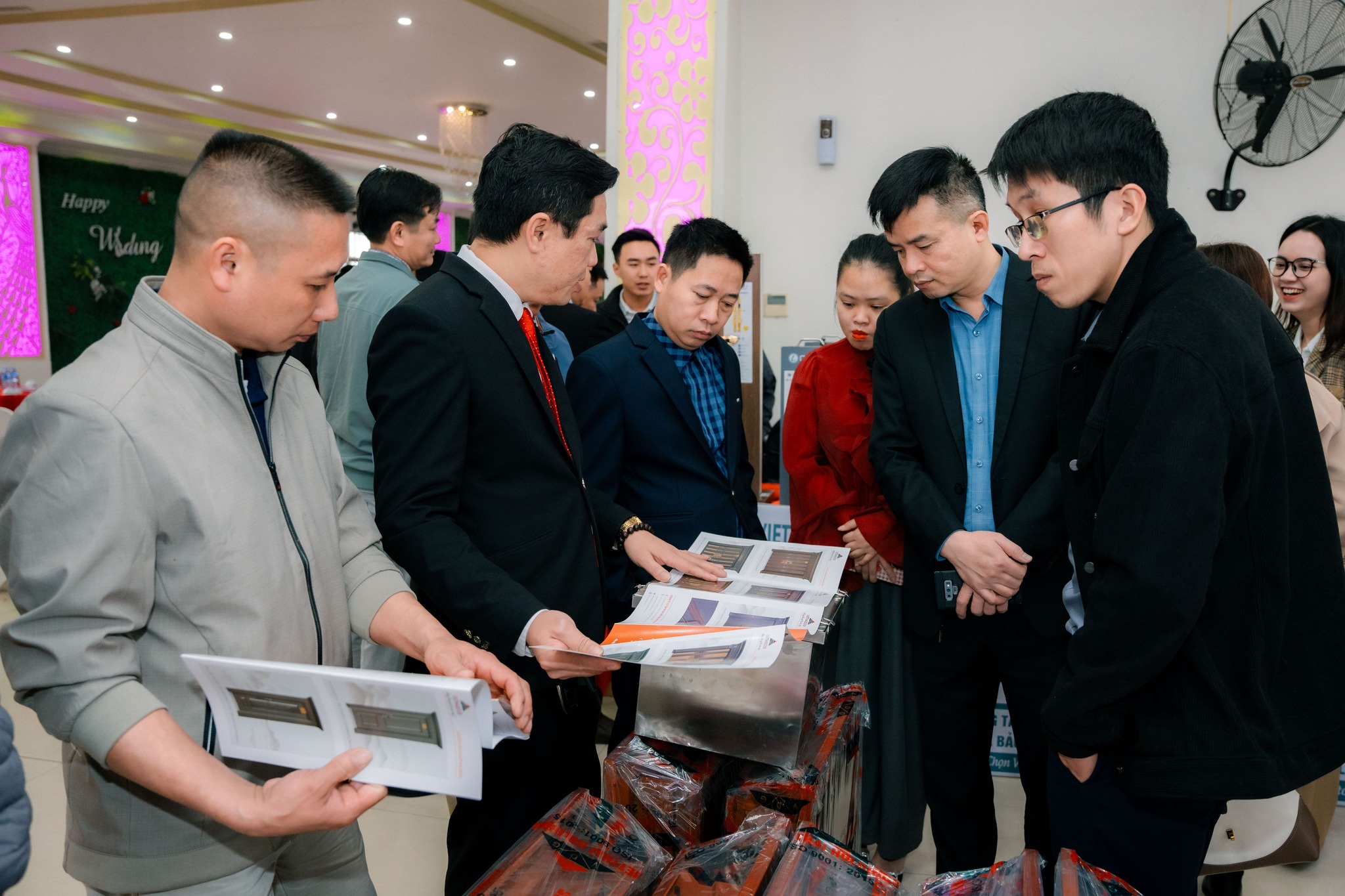 Đào tạo nhân viên chuyên nghiệp