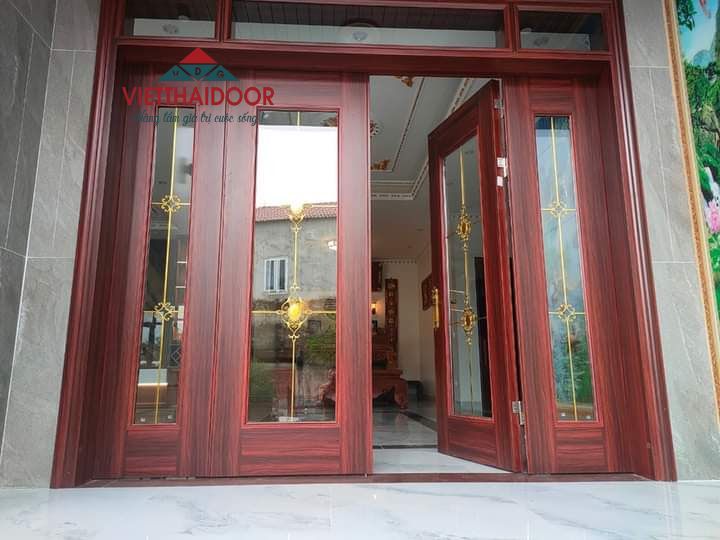 cửa thếp vân gỗ cánh kính