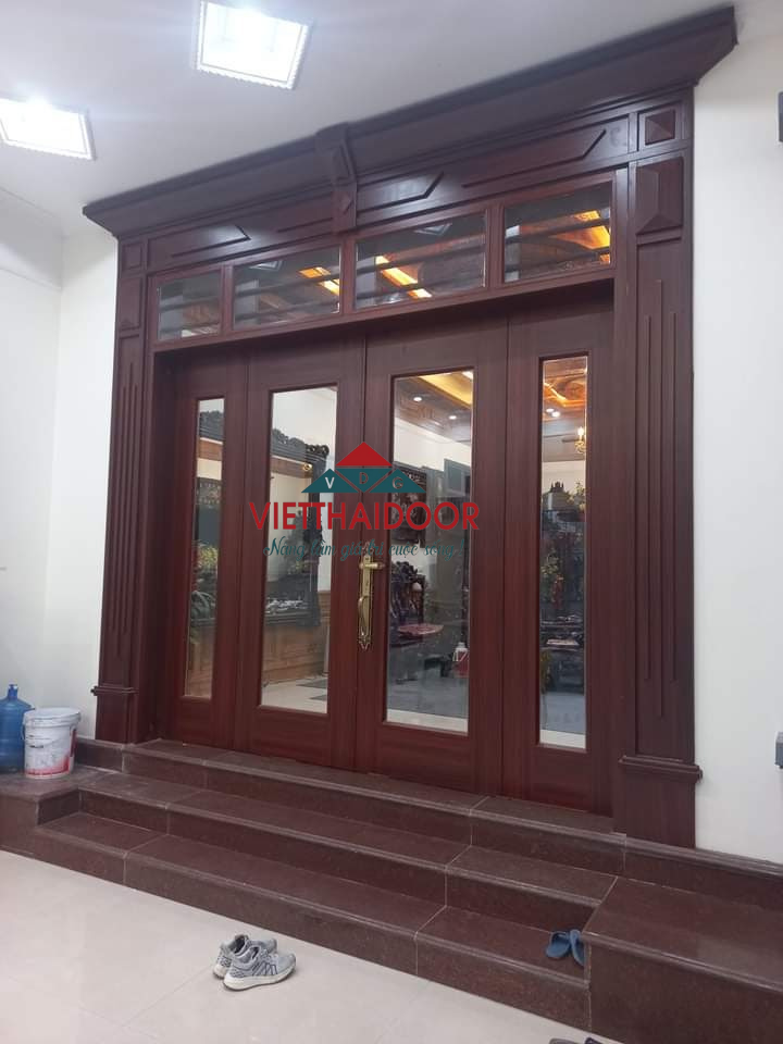 cửa thép vân gỗ